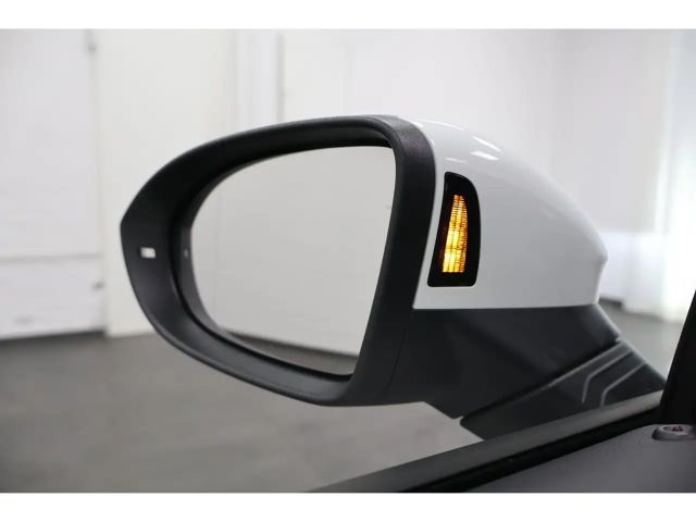 Volkswagen Golf 2.0 TSI DSG GTI Golf VIII