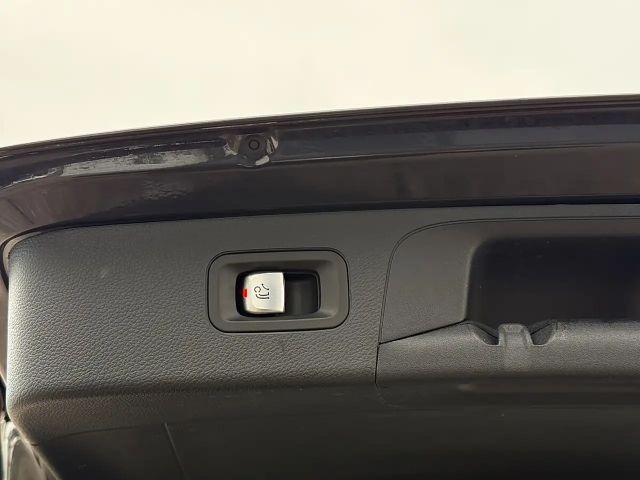 Mercedes-Benz GLC 300 4MATIC AMG Line