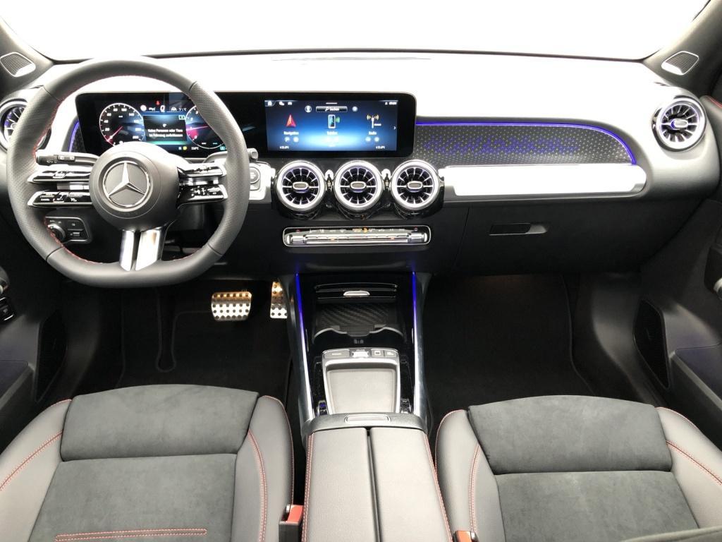 Mercedes-Benz GLB 220 AMG Line