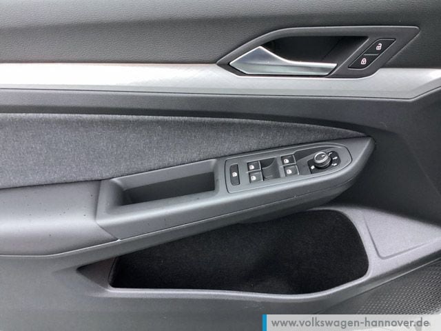 Volkswagen Golf 1.0 TSI Golf VIII Life Variant