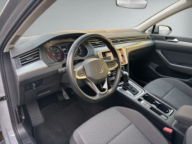 Volkswagen Passat 1.5 TSI DSG Variant