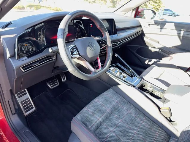 Volkswagen Golf DSG GTI