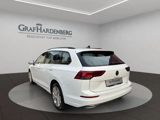 Volkswagen Golf 1.5 eTSI DSG Style Variant