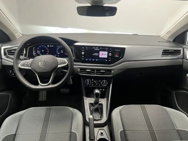 Volkswagen Polo 1.0 TSI DSG Style