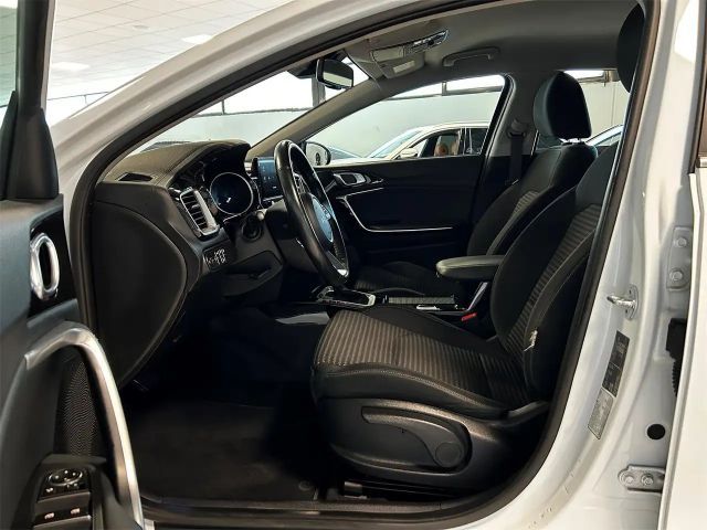 Kia XCeed Hybrid PHEV Vision