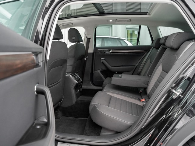 Skoda Superb 2.0 TSI Combi