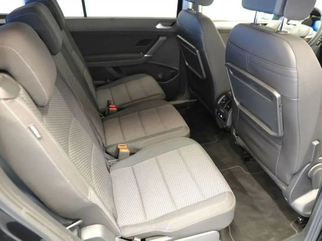 Volkswagen Touran DSG