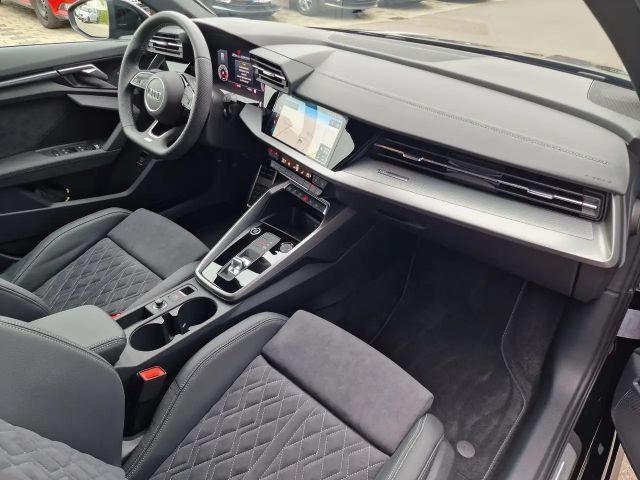 Audi A3 35 TFSI S-Line Sedan Sportback
