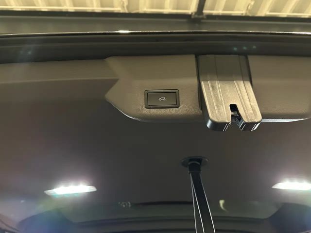 Volkswagen Multivan Lang Style T7