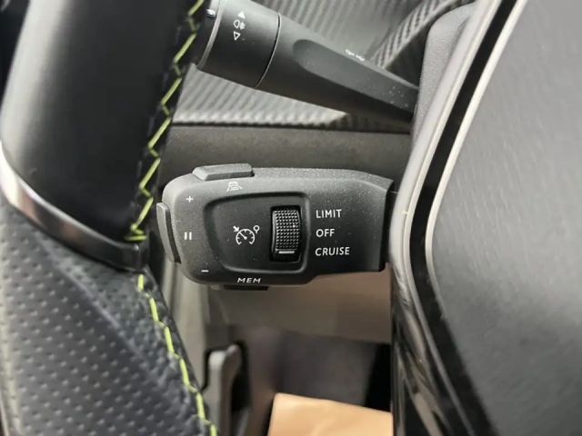 Peugeot E-208 GT-Line