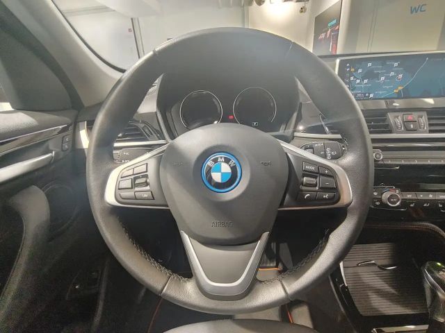 BMW X1 xDrive25e