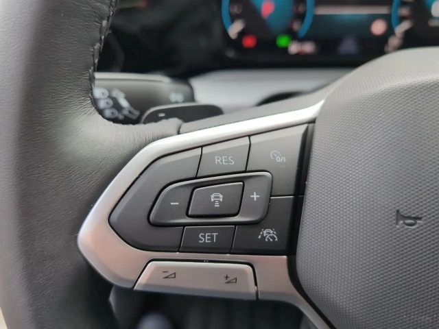 Volkswagen Golf DSG Life Variant