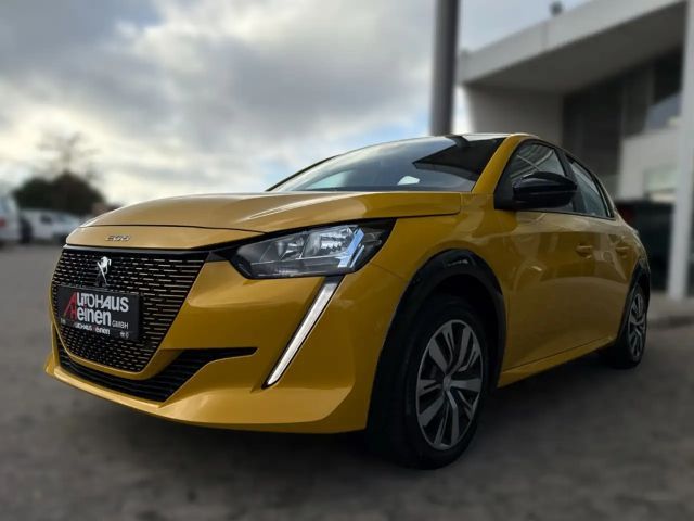 Peugeot E-208 Active Pack