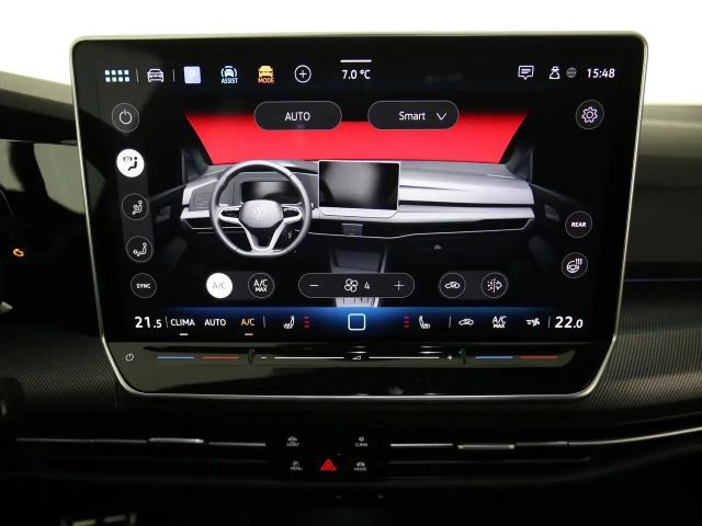 Volkswagen Golf 1.5 eTSI DSG Golf VIII R-Line