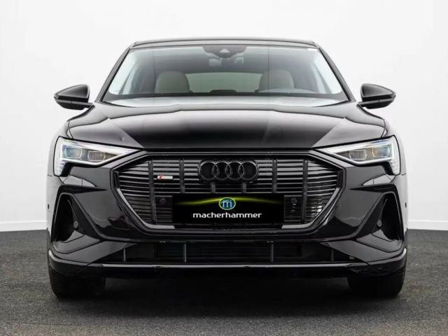 Audi e-tron 55 S-Line