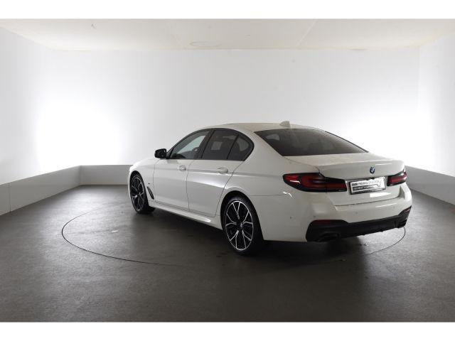 BMW 540 540i Sedan xDrive