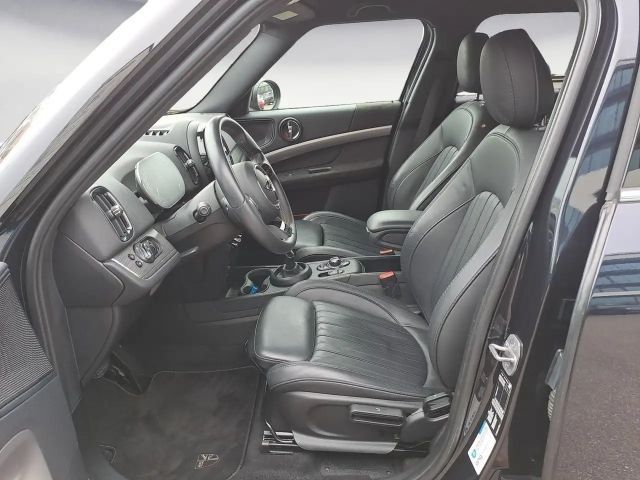 MINI Cooper Countryman Cooper MINI Yours Trim AT Klimaaut.Na