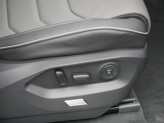 Volkswagen Touareg Touareg V6 TDI 4M R-Line STANDHZ AHK LUFT NAC