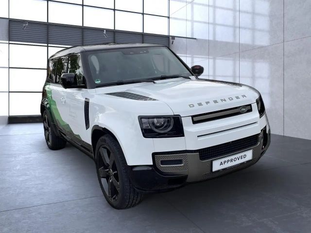 Land Rover Defender 110 D250 Dynamic SE