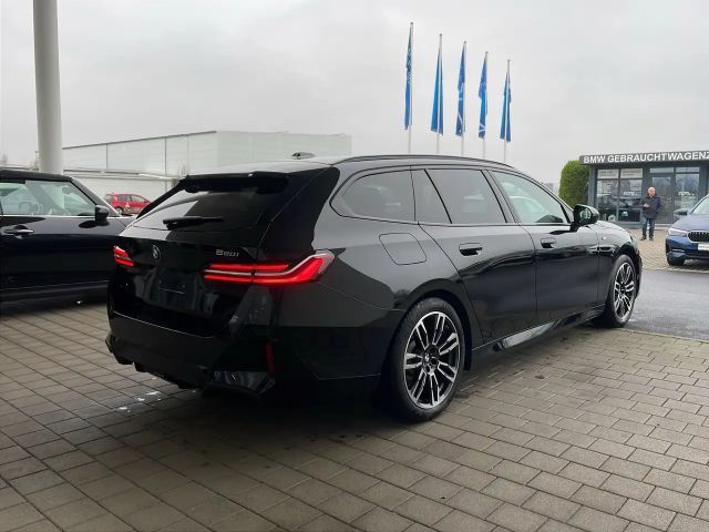 BMW 520 520i M-Sport Touring