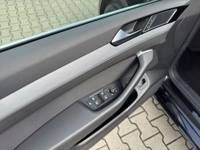 Volkswagen Passat Business DSG