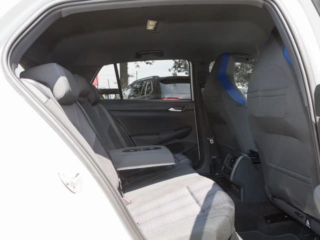 Volkswagen Golf GTE IQ.Drive