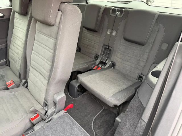 Volkswagen Touran 1.5 TSI