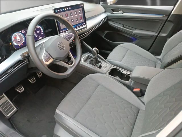 Volkswagen Golf 1.5 TSI Golf VIII