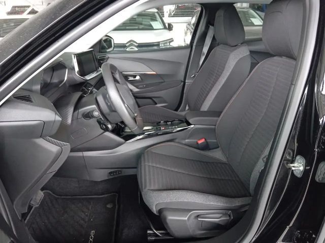 Peugeot E-2008 Active Pack