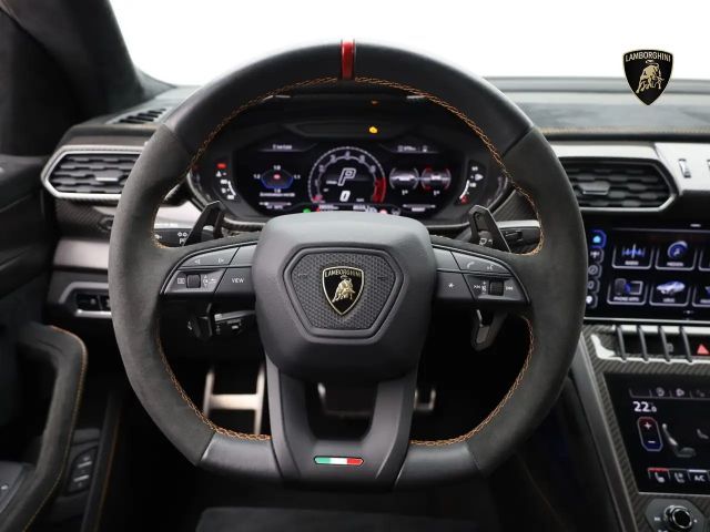 Lamborghini Urus Performante