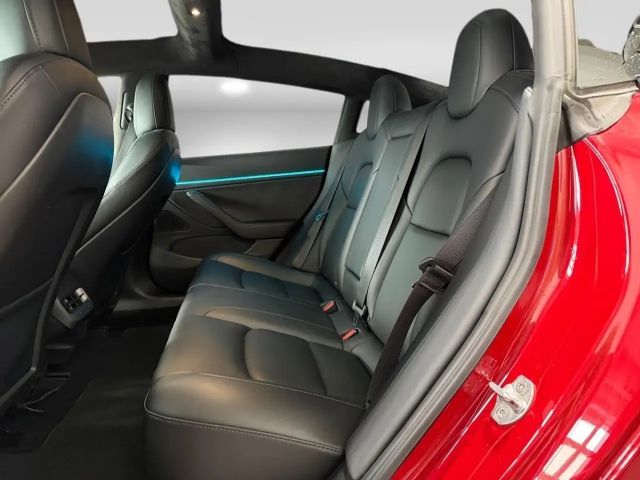 Tesla Model 3 Performance