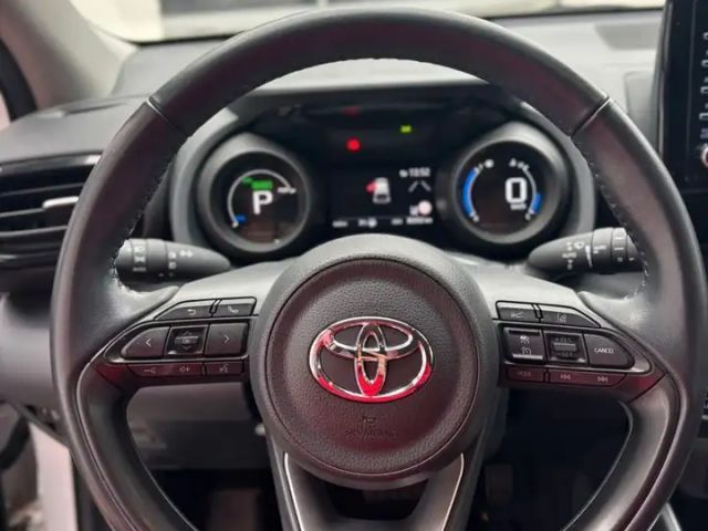 Toyota Yaris Hatchback Hybride Team D