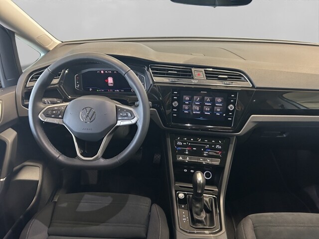 Volkswagen Touran 1.5 TSI DSG