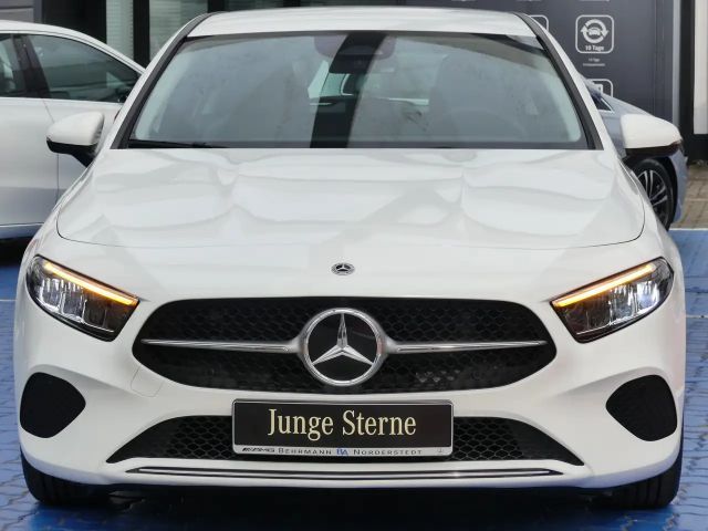 Mercedes-Benz A 180 Progressive