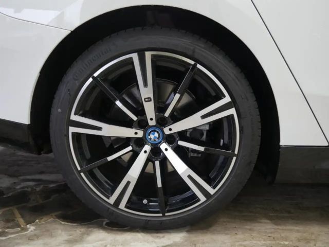 BMW i5 M-Sport
