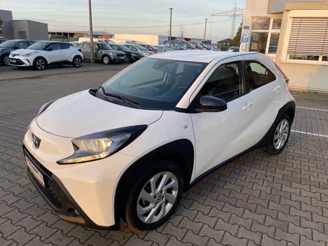 Toyota Aygo X Hatchback Play X-play
