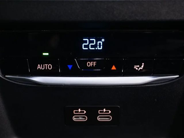 BMW 330 330e M-Sport xDrive