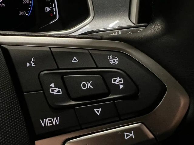 Volkswagen T-Roc IQ.Drive Style