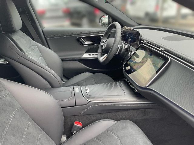 Mercedes-Benz E 220 E 220 d Sedan