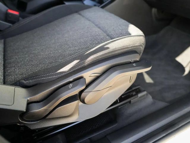 BMW 220 220i Active Tourer