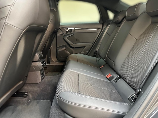 Audi A3 40 TFSI Quattro S-Tronic Sedan