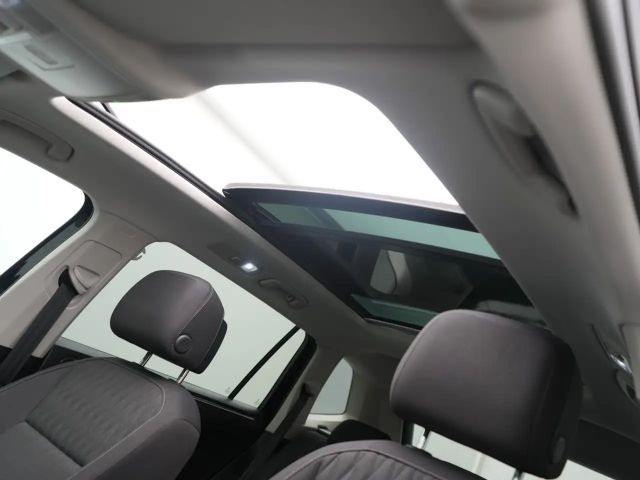 Volkswagen Tiguan Allspace DSG Life