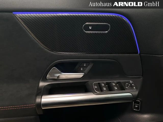 Mercedes-Benz GLA 200 AMG Line