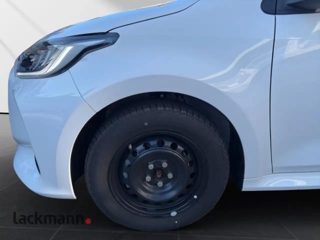 Toyota Yaris Hatchback Hybride Team D