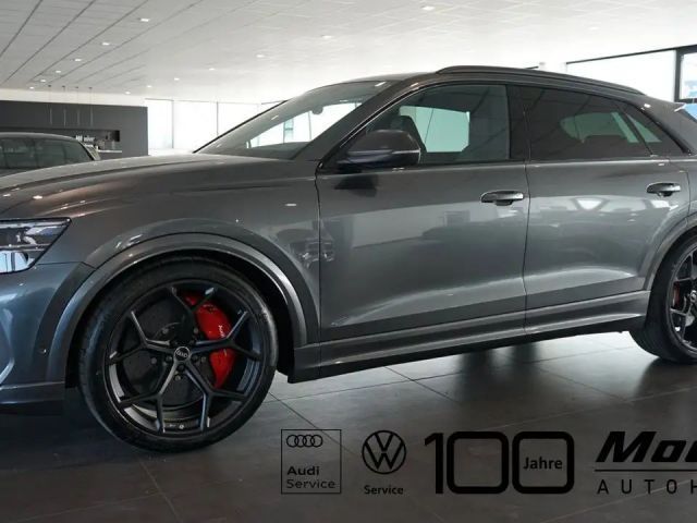 Audi RS Q8 Performance