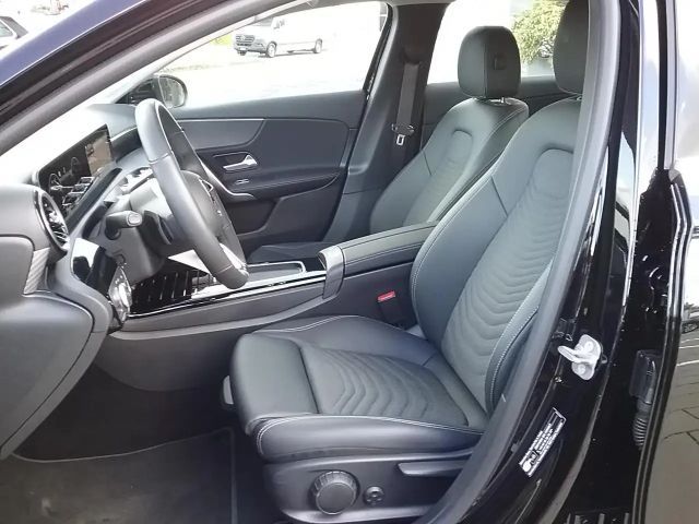 Mercedes-Benz A 180 Progressive