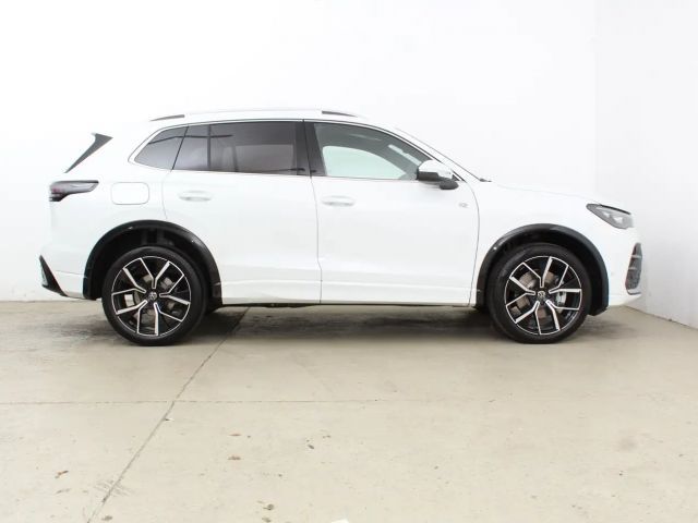 Volkswagen Tiguan 4Motion DSG R-Line