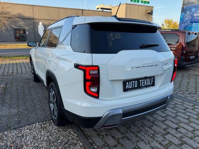 SsangYong Torres 2WD Quartz