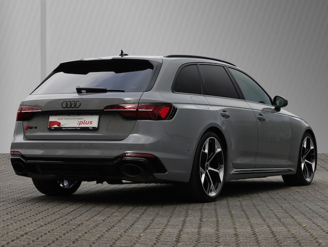 Audi RS4 Avant Quattro
