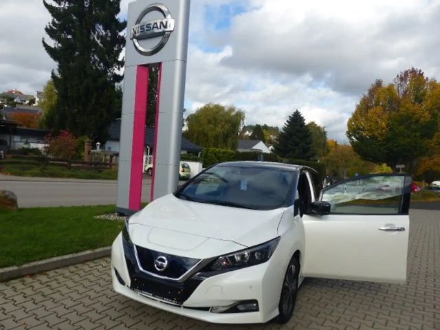 Nissan Leaf Leaf10